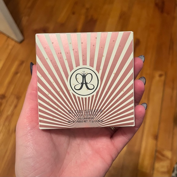 Anastasia Highlighter - Picture 3 of 5